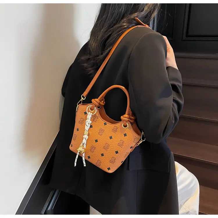 Pink Printed Hand Bag Women's 2025 New Fashionable Textile All-match Shoulder Bag Super Popular Crossbody Bag — feature 31