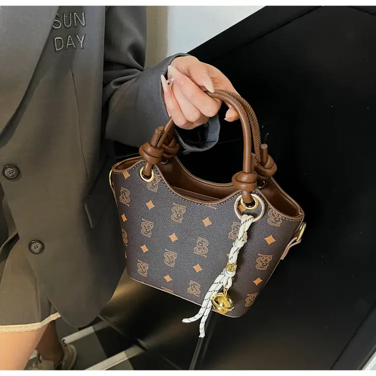 Pink Printed Hand Bag Women's 2025 New Fashionable Textile All-match Shoulder Bag Super Popular Crossbody Bag — feature 37