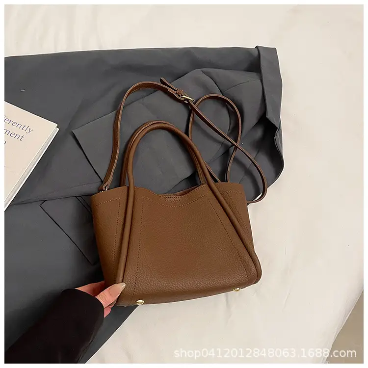 Black Vintage Shoulder Bag for Women Autumn Winter