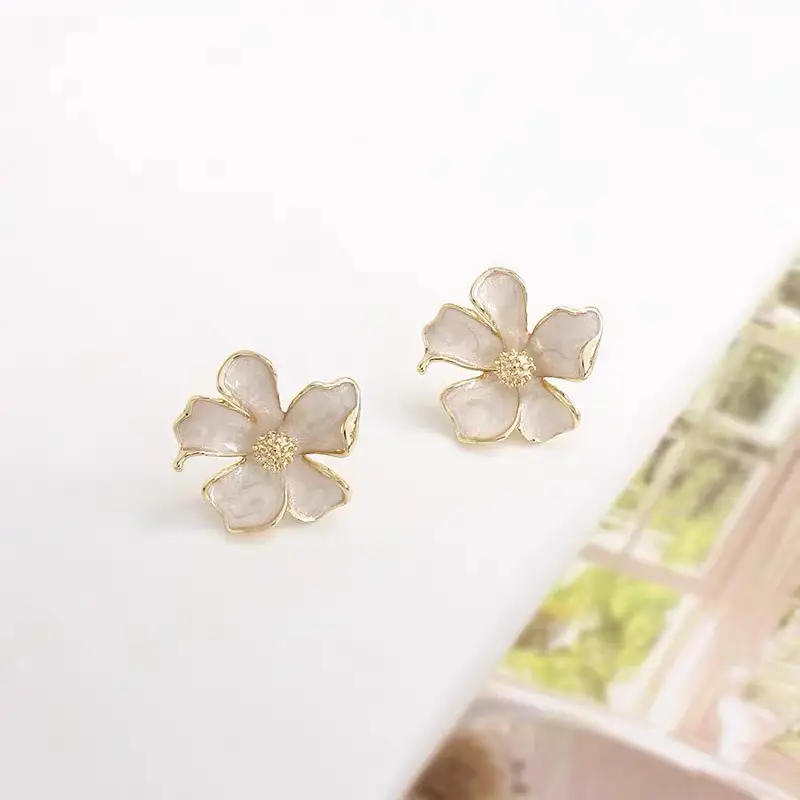 Milk White Floral Stud Earrings with Glaze Finish — feature 7