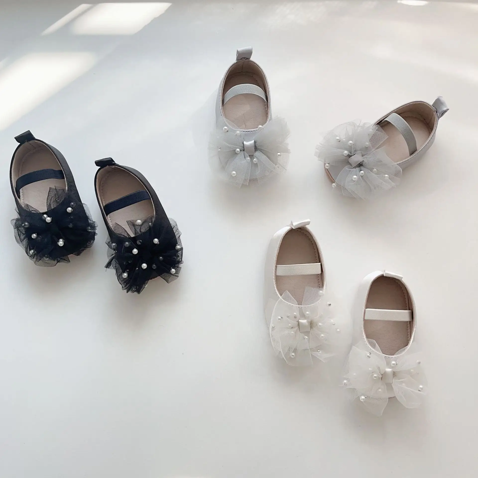 Baby Pearl Bow Slippers for Girls 0-2 Years — feature 1