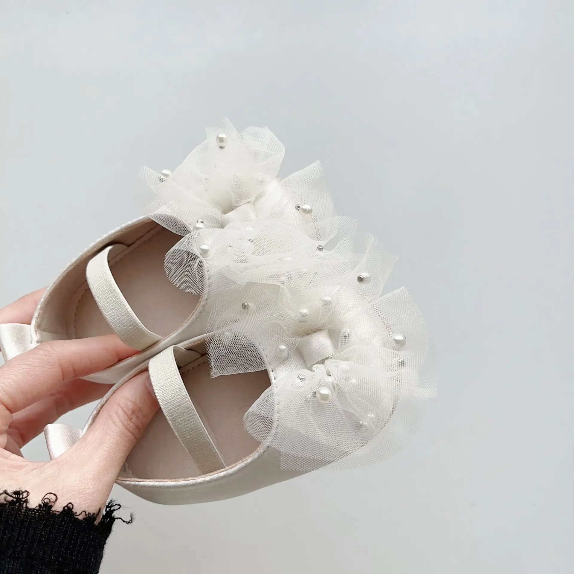 Baby Pearl Bow Slippers for Girls 0-2 Years — feature 7