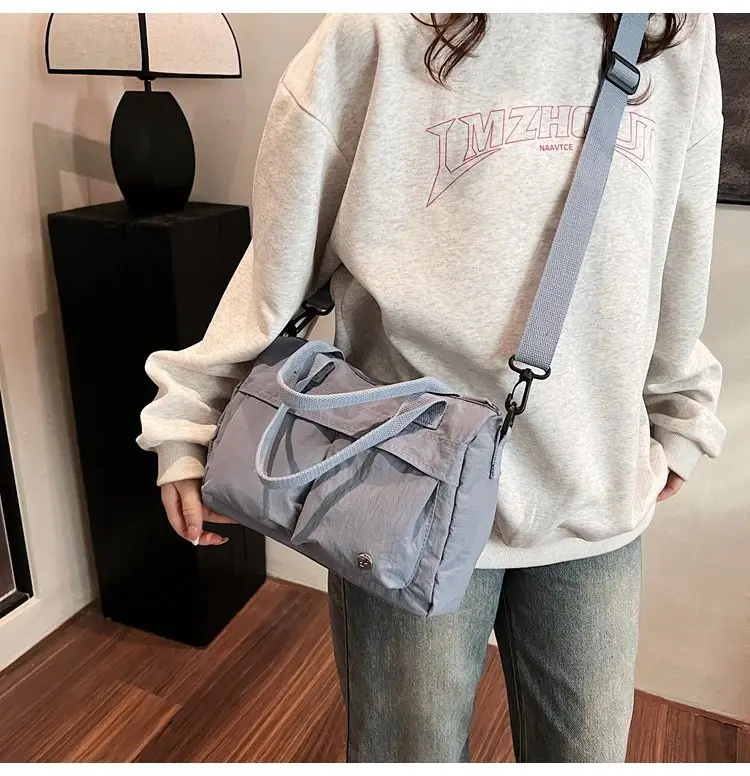Japanese & Korean Style Lightweight Water-repellent Handbag — feature 43