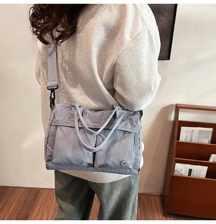 Japanese & Korean Style Lightweight Water-repellent Handbag — feature 45