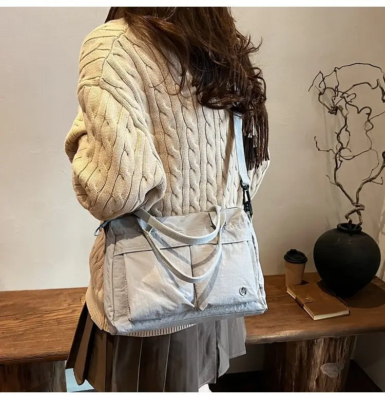 Japanese & Korean Style Lightweight Water-repellent Handbag — feature 48