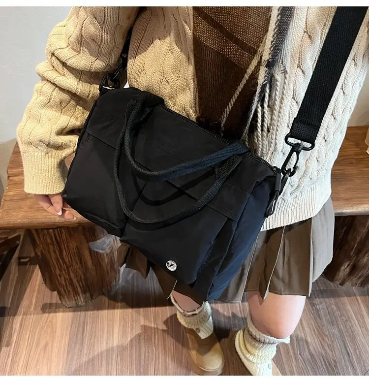 Japanese & Korean Style Lightweight Water-repellent Handbag — feature 54