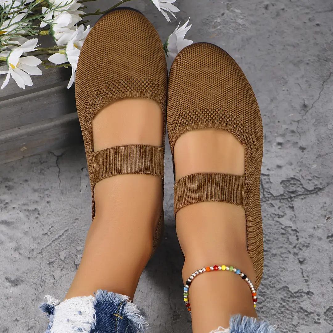 Mom's Shoes, New Summer Style, Large Size 36-43, Round-Toe, Knitted, Breathable, Comfortable, Casual Slip-On Shoes - Image 4