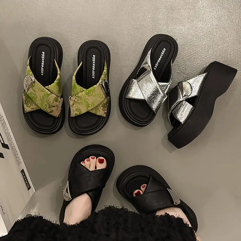 Women's High-rise silver Sandals and Slippers with Thick Bottom for Summer Wearing 2025 New High-end Feeling Small Cross Beach Slides - Image 7