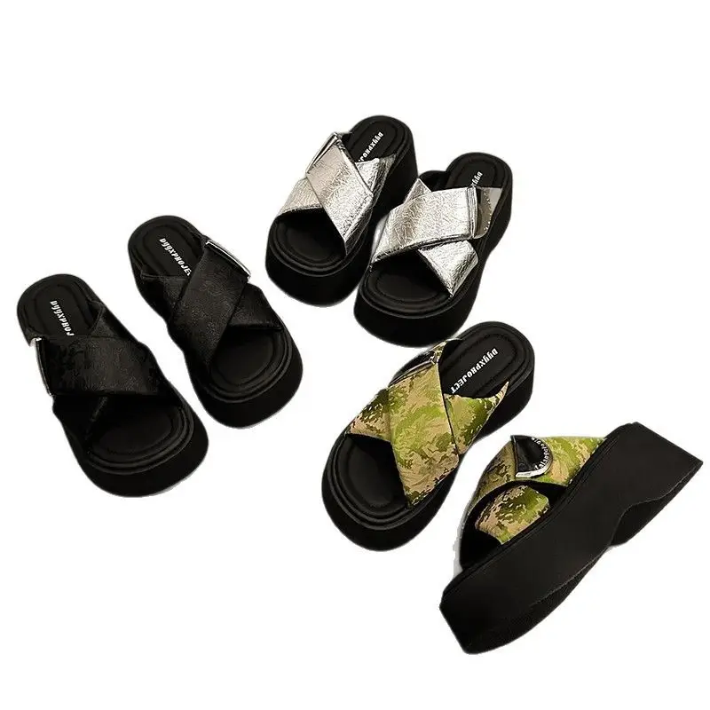 Women's High-rise silver Sandals and Slippers with Thick Bottom for Summer Wearing 2025 New High-end Feeling Small Cross Beach Slides - Image 8