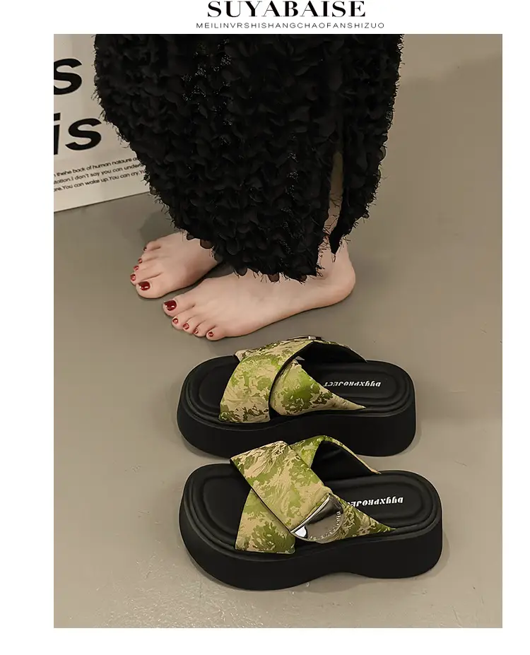 Women's High-rise silver Sandals and Slippers with Thick Bottom for Summer Wearing 2025 New High-end Feeling Small Cross Beach Slides — feature 19