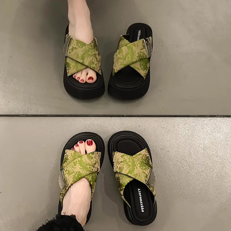 Women's High-rise silver Sandals and Slippers with Thick Bottom for Summer Wearing 2025 New High-end Feeling Small Cross Beach Slides — feature 24