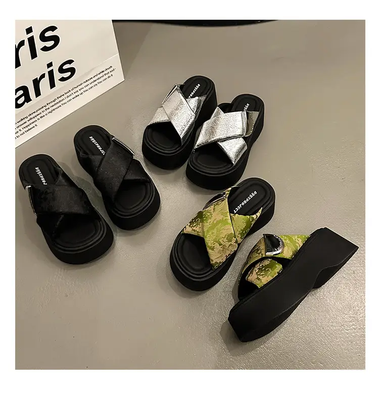 Women's High-rise silver Sandals and Slippers with Thick Bottom for Summer Wearing 2025 New High-end Feeling Small Cross Beach Slides — feature 6