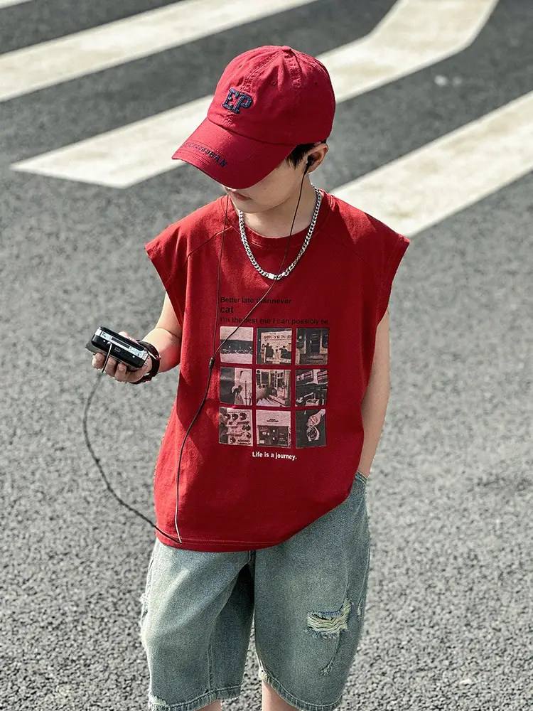 Panda Yuanyuan Red Cotton Summer Vest Large Boys - Image 3