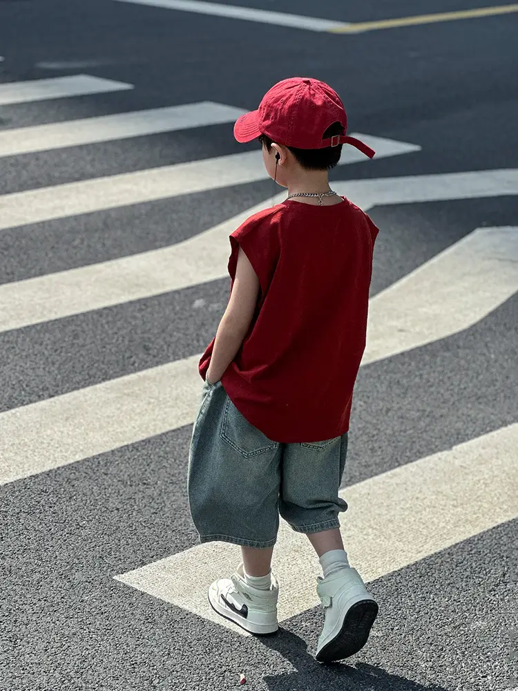 Panda Yuanyuan Red Cotton Summer Vest Large Boys - Image 6