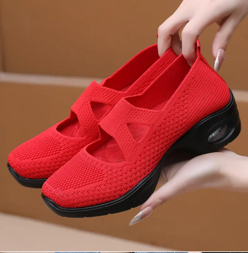 Breathable Flying Woven Noodle Dancing Shoes Women's Work Shoes Soft Sole Air Cushion Moms Shoes Old Beijing Cloth Shoes Women's Square Dancing Shoes — feature 13