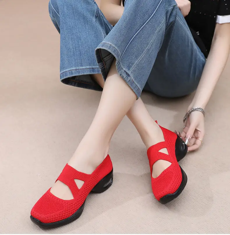 Breathable Flying Woven Noodle Dancing Shoes Women's Work Shoes Soft Sole Air Cushion Moms Shoes Old Beijing Cloth Shoes Women's Square Dancing Shoes — feature 14