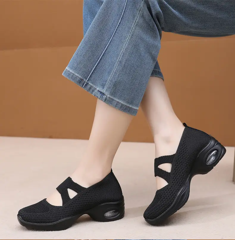 Breathable Flying Woven Noodle Dancing Shoes Women's Work Shoes Soft Sole Air Cushion Moms Shoes Old Beijing Cloth Shoes Women's Square Dancing Shoes — feature 21