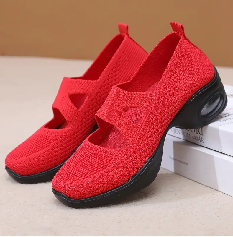 Breathable Flying Woven Noodle Dancing Shoes Women's Work Shoes Soft Sole Air Cushion Moms Shoes Old Beijing Cloth Shoes Women's Square Dancing Shoes — feature 25