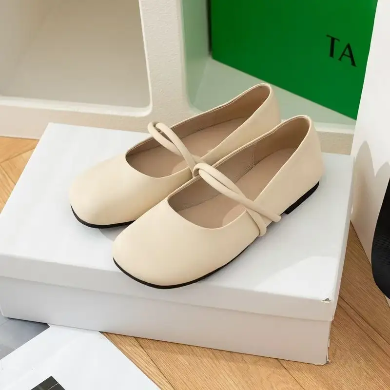 Mary Jane Shoes Women's 2025 Spring New Shallow Mouth Flat Late Evening Wind Fairy with Skirt Single-layer Shoes All-match Beans Shoes - Image 1