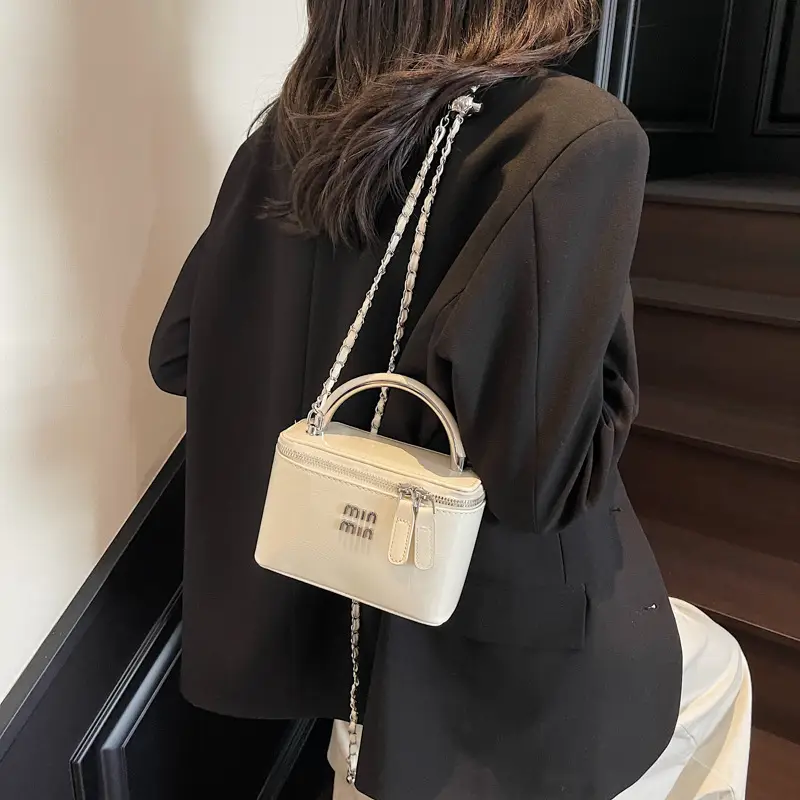 Women's Chain Strap Mini Crossbody Bag Cream - Image 9