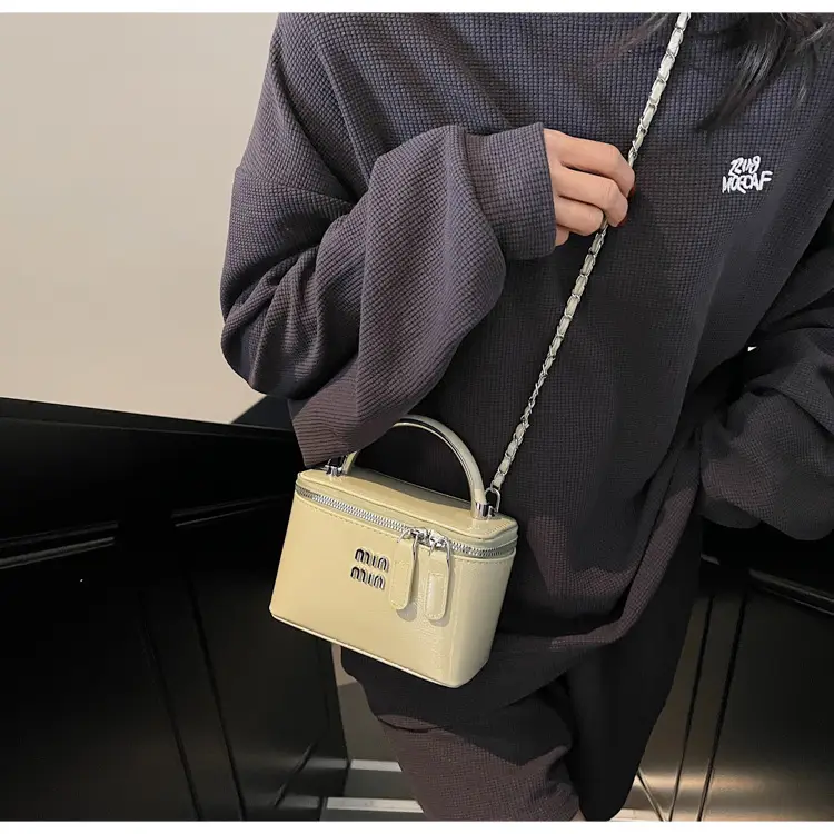 Women's Chain Strap Mini Crossbody Bag Cream — feature 26