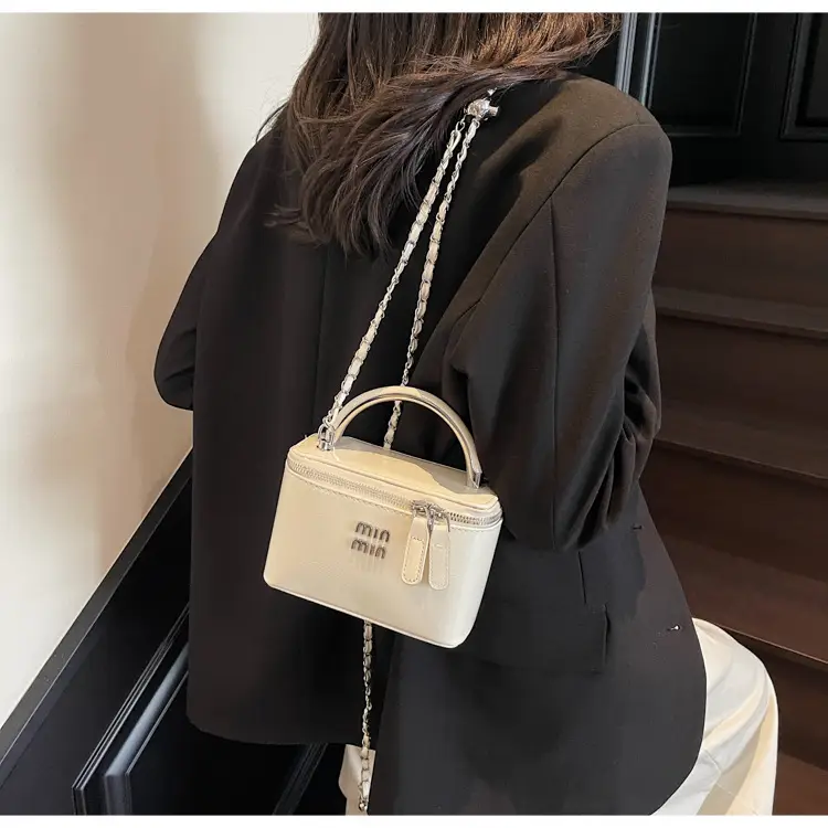 Women's Chain Strap Mini Crossbody Bag Cream — feature 29