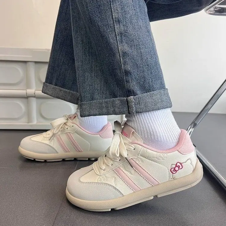 Lightweight and Comfortable White Shoes Women's 2025 New Spring High-value Cute Board Shoes Student All-match Casual Shoes for Women - Image 7