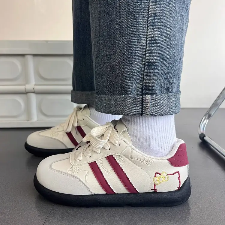 Lightweight and Comfortable White Shoes Women's 2025 New Spring High-value Cute Board Shoes Student All-match Casual Shoes for Women — feature 4