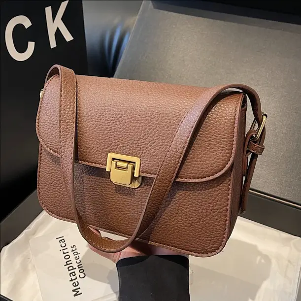 Women's Brown Leather Crossbody Bag with Gold Clasp - Image 5