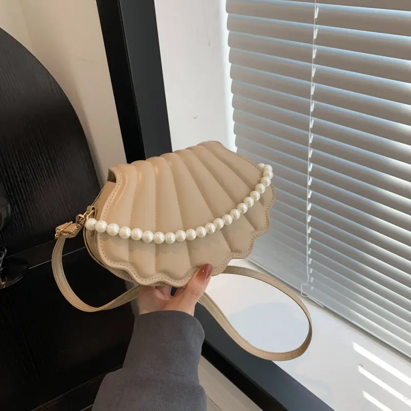 Pearl Chain Shell Bag for Women Black 2023 - Image 7