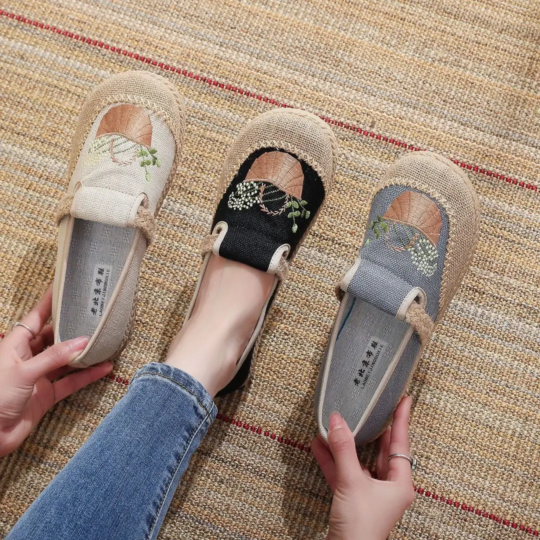 New Old Beijing Cloth Shoes Women's Linen Ethnic Style Canvas Shoes Round-toe Flat Light Soft Bottom Mother Shoes Single-layer Shoes - Image 5