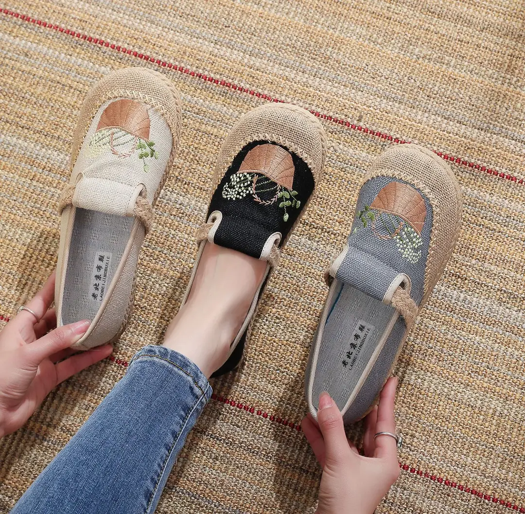 New Old Beijing Cloth Shoes Women's Linen Ethnic Style Canvas Shoes Round-toe Flat Light Soft Bottom Mother Shoes Single-layer Shoes — feature 8
