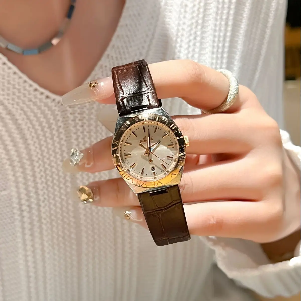 Women's Cross-Border Fashion Watch with Red Leather Band