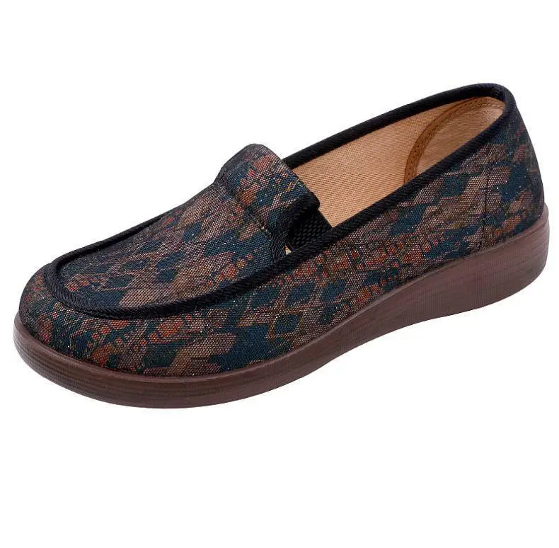 Old Beijing Cloth Shoes Spring and Autumn Women's Non-slip Old Age Vintage Embroidered Milk Shoes Big Foot Bone Loose Old Lady Shoes — feature 12