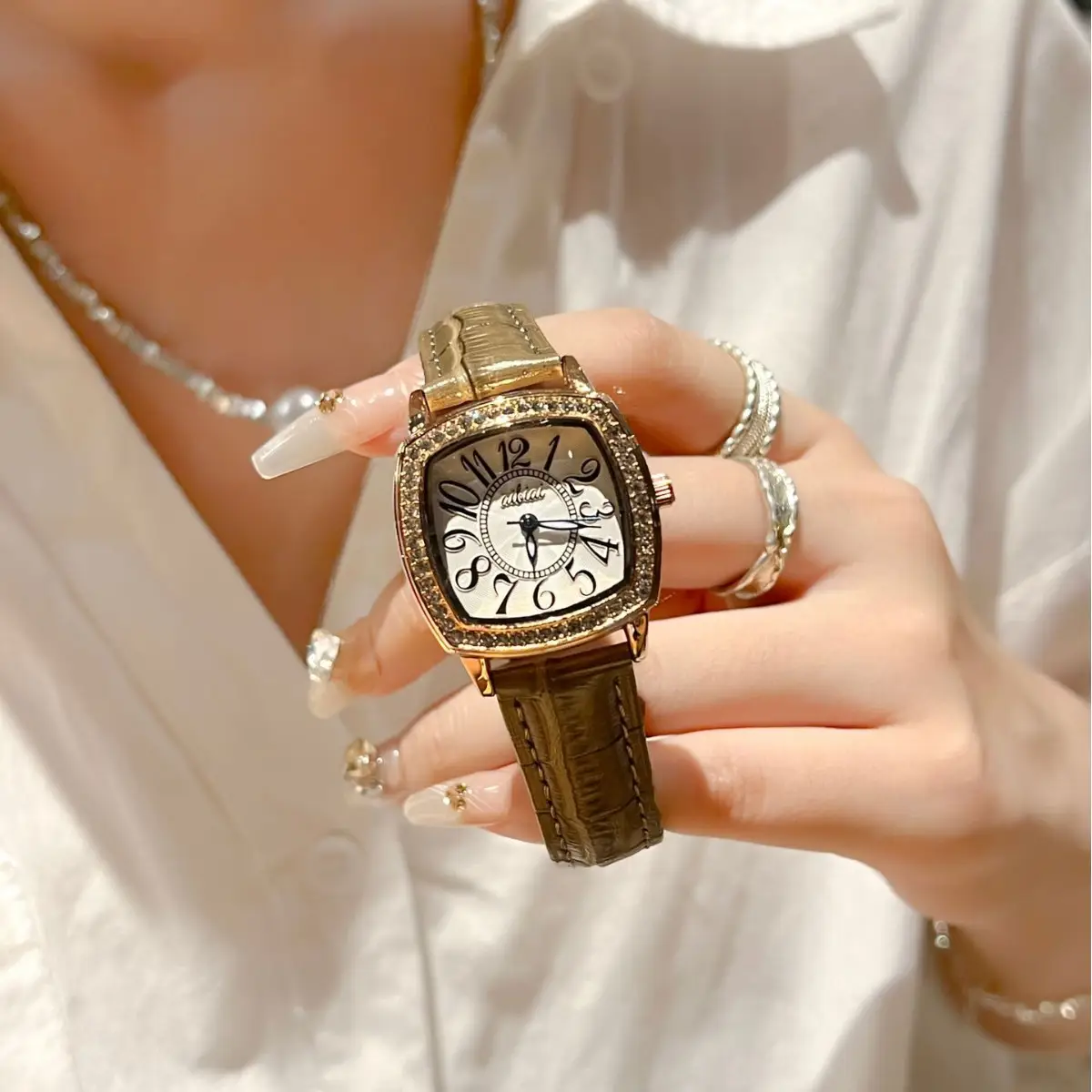 Ladies Cross-border Diamond Watch Black Square Digital Large Dial Waterproof Quartz - Image 5