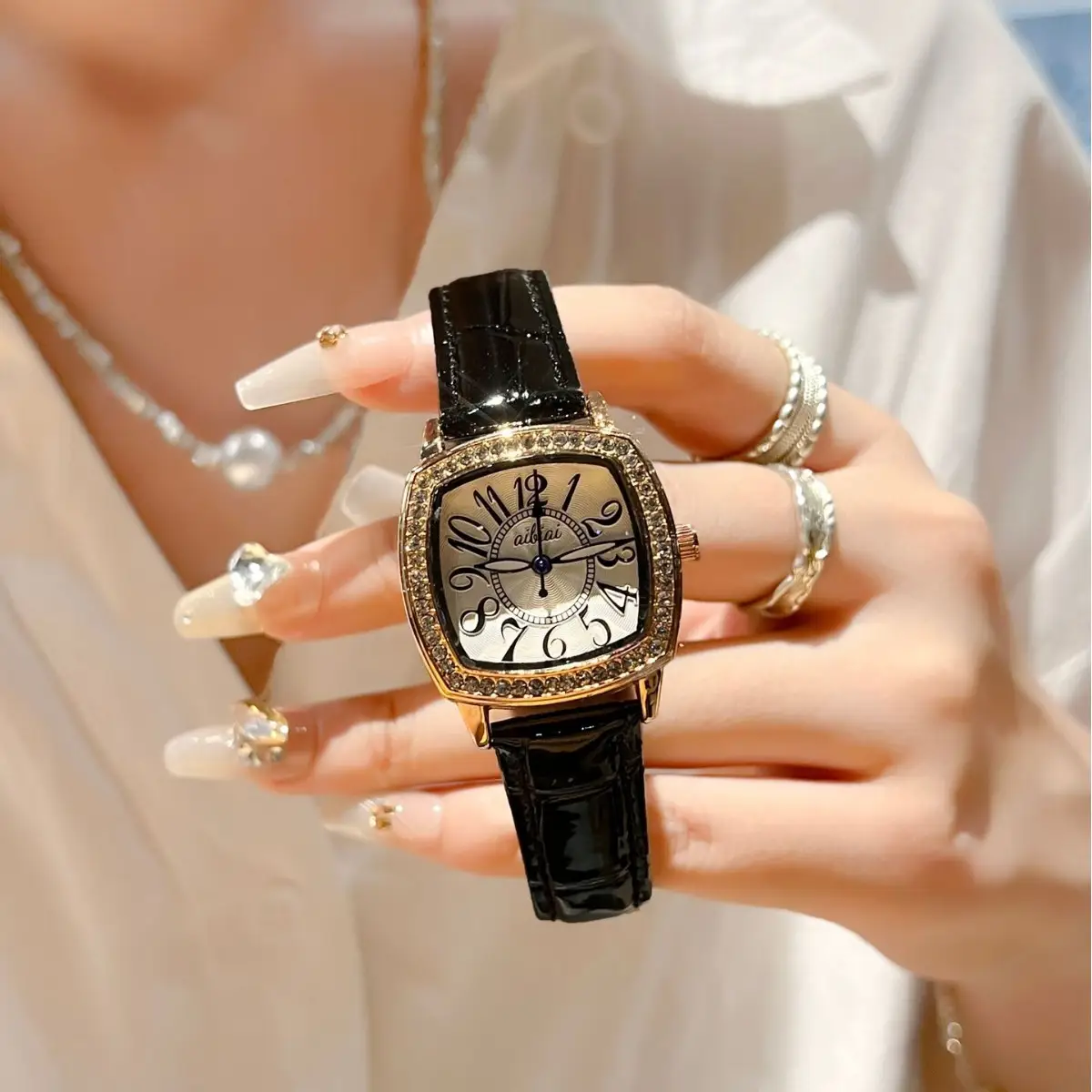 Ladies Cross-border Diamond Watch Black Square Digital Large Dial Waterproof Quartz - Image 2