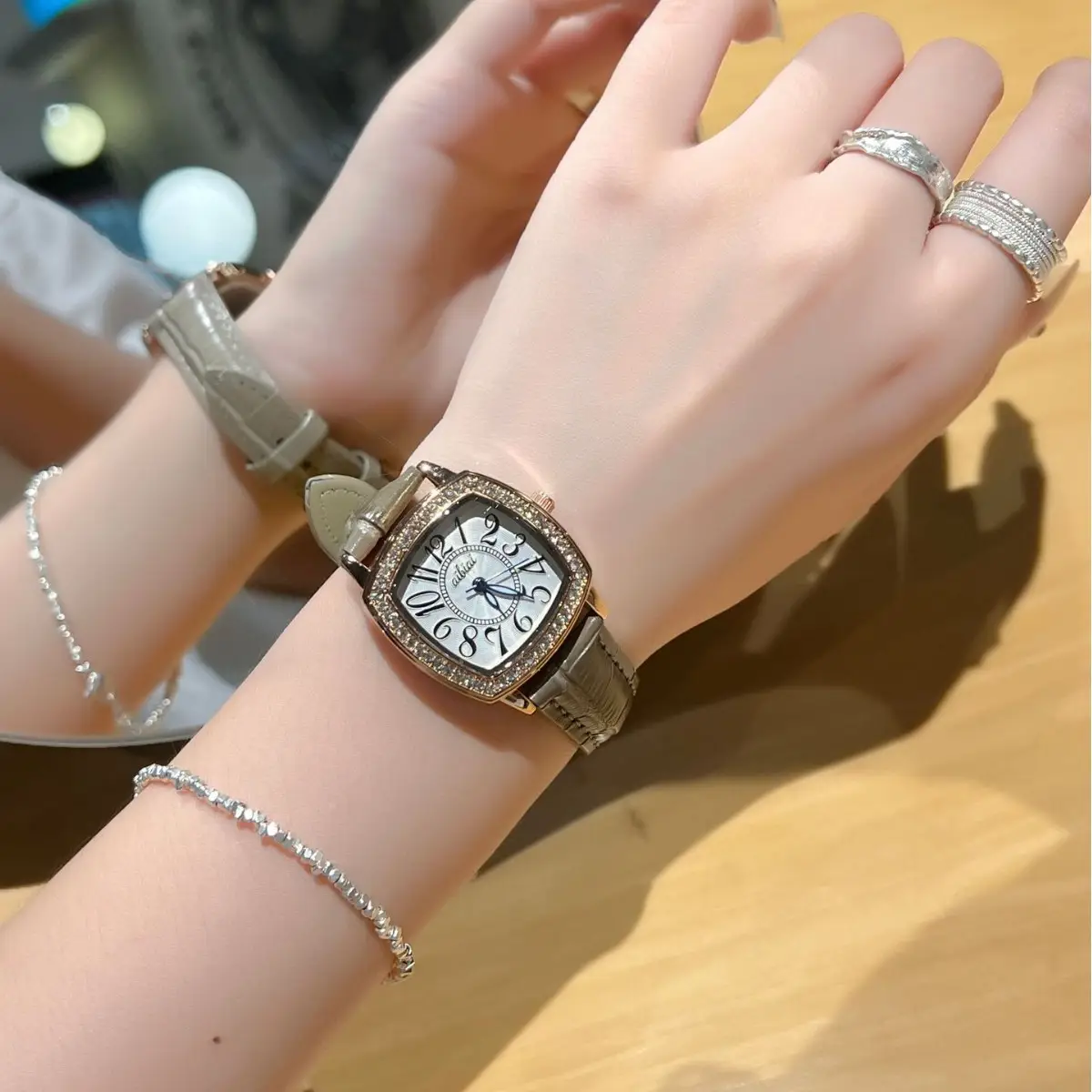 Ladies Cross-border Diamond Watch Black Square Digital Large Dial Waterproof Quartz - Image 3