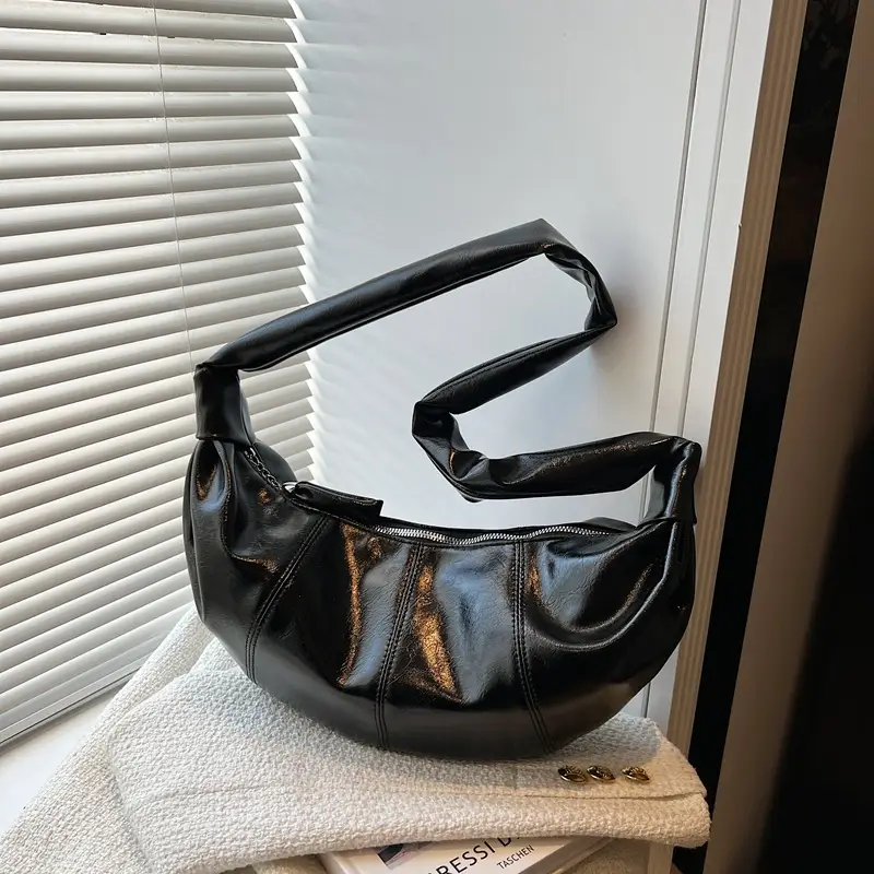 Black Leather Crescent Shoulder Bag Large Capacity - Image 8