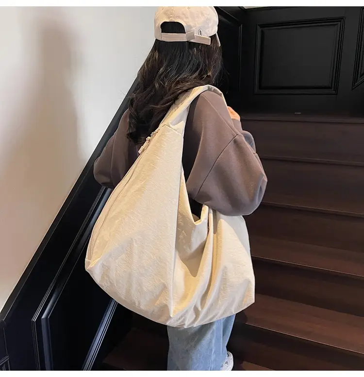 Women's Large Canvas Shoulder Bag Beige 2025 — feature 8