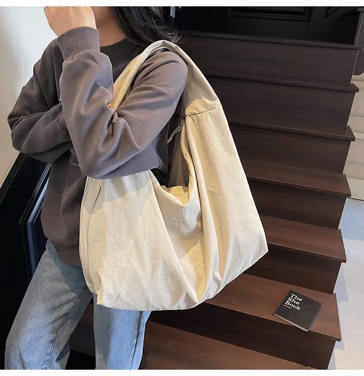 Women's Large Canvas Shoulder Bag Beige 2025 — feature 9
