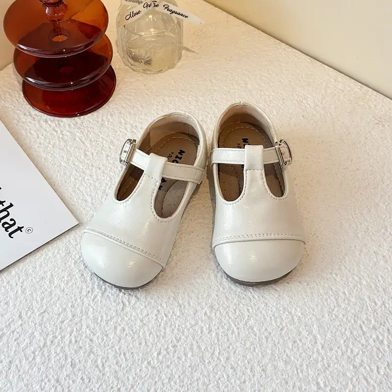 Girls Leather Sandals Spring Autumn Red Baby Shoes - Image 5