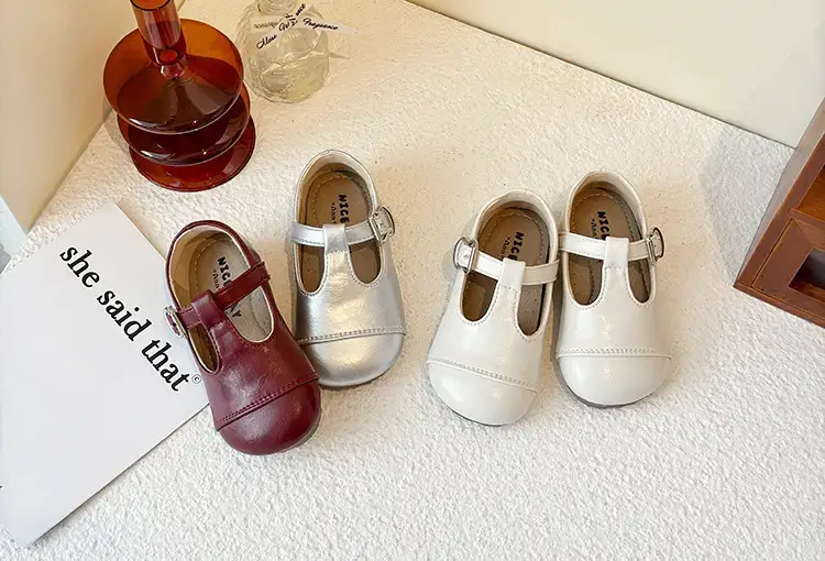 Girls Leather Sandals Spring Autumn Red Baby Shoes — feature 13
