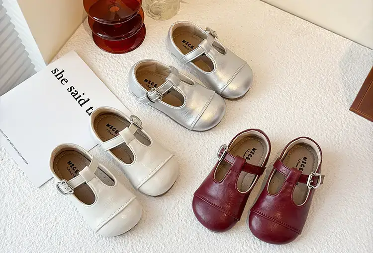 Girls Leather Sandals Spring Autumn Red Baby Shoes — feature 15