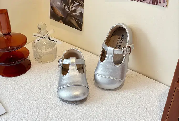 Girls Leather Sandals Spring Autumn Red Baby Shoes — feature 9