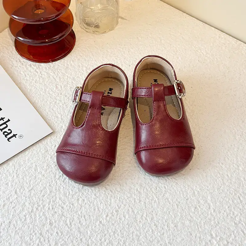 Girls Leather Sandals Spring Autumn Red Baby Shoes - Image 3