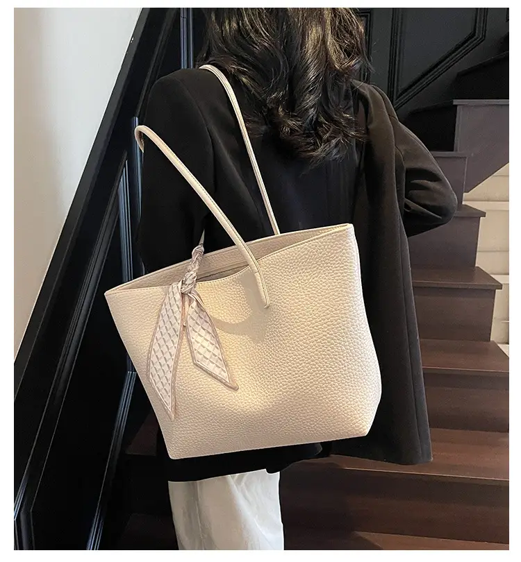 Women's Large Capacity Korean Style Tote Bag Beige — feature 2