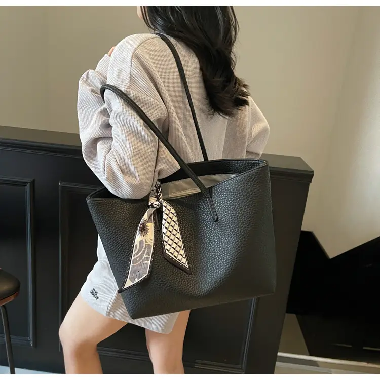 Women's Large Capacity Korean Style Tote Bag Beige — feature 23