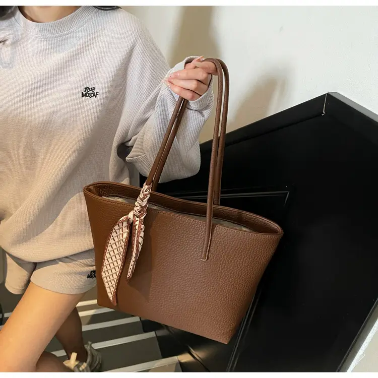 Women's Large Capacity Korean Style Tote Bag Beige — feature 26