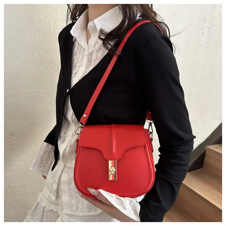 White Saddle Shoulder Bag for Women — feature 13