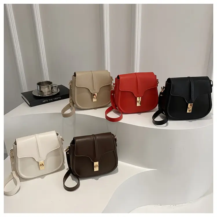 White Saddle Shoulder Bag for Women — feature 28